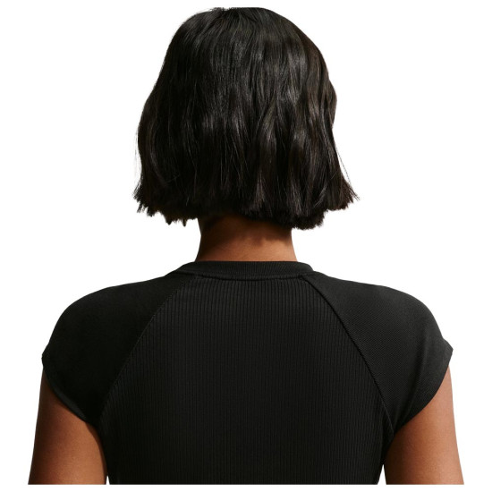 Nike Γυναικεία αμάνικη μπλούζα Sportswear Chill Knit Tight Ribbed Short-Sleeve Top